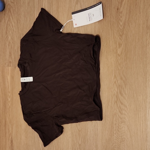 NWT Brown Lululemon Wundermost T-Shirt - Picture 1 of 3
